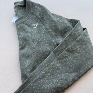 Adapt Fleck Seamless Long Sleeve Crop Top | Dusk Green/Light Sage Green